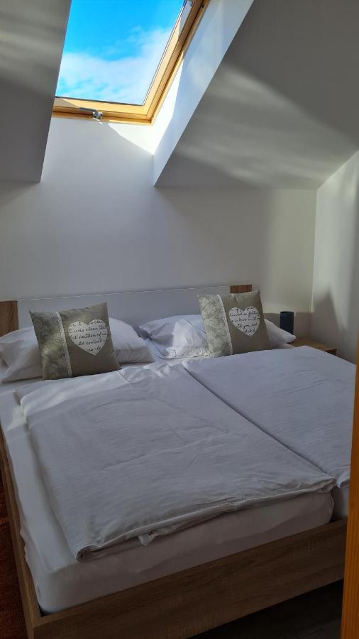 Apartamento Kajula Bešeňová Exterior foto